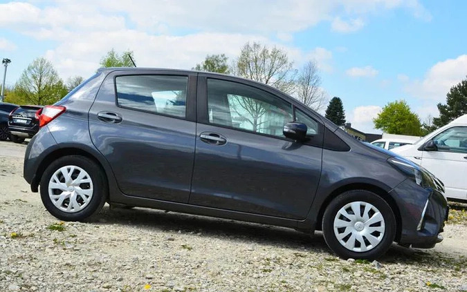 Toyota Yaris cena 47900 przebieg: 94000, rok produkcji 2018 z Łowicz małe 436